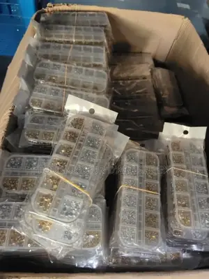 Coffret De Décorations Pour Ongles Prix en Gros À Partir 60 Articles