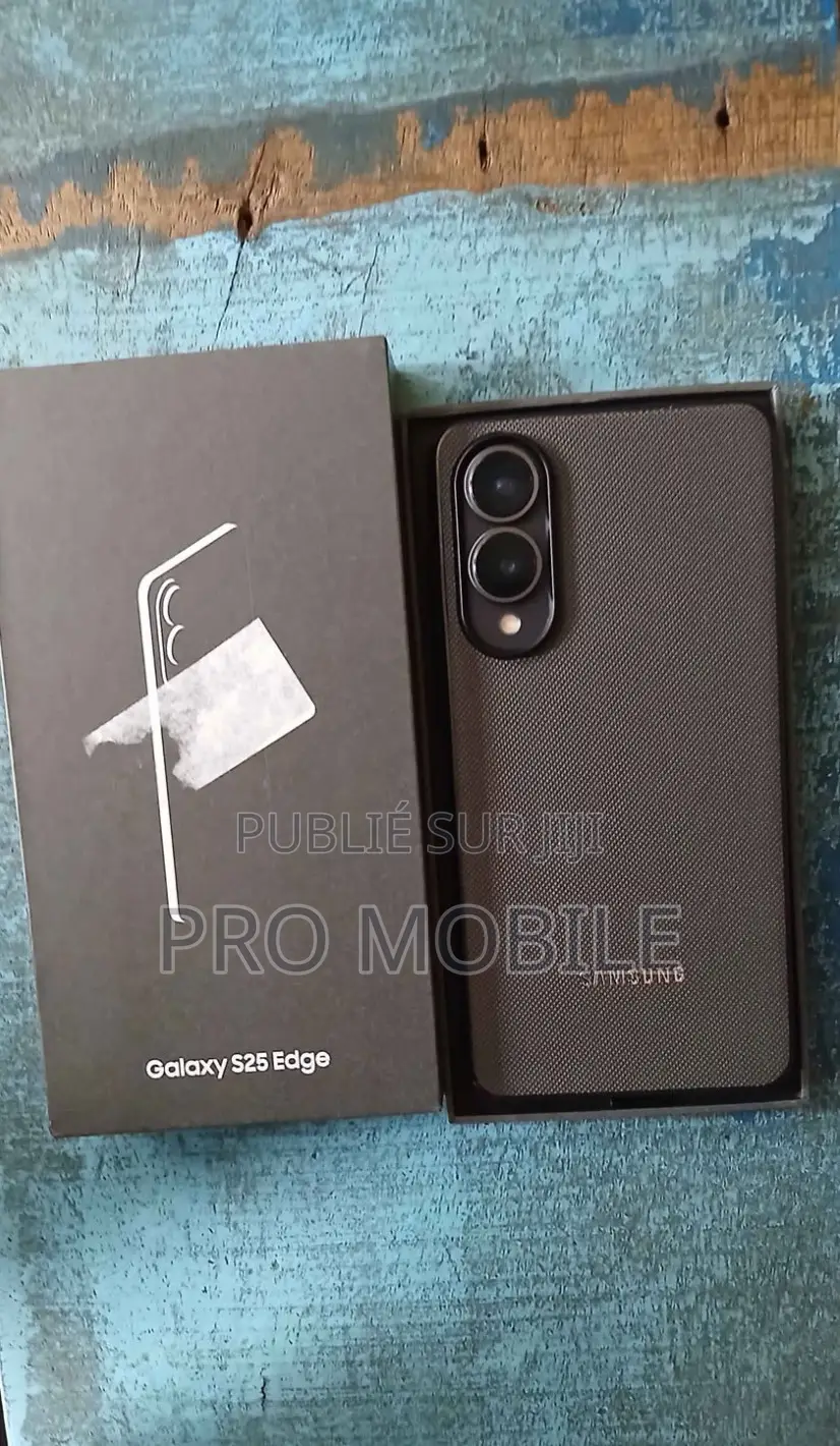Neuf Samsung Galaxy S25 Edge 256 GB Noir