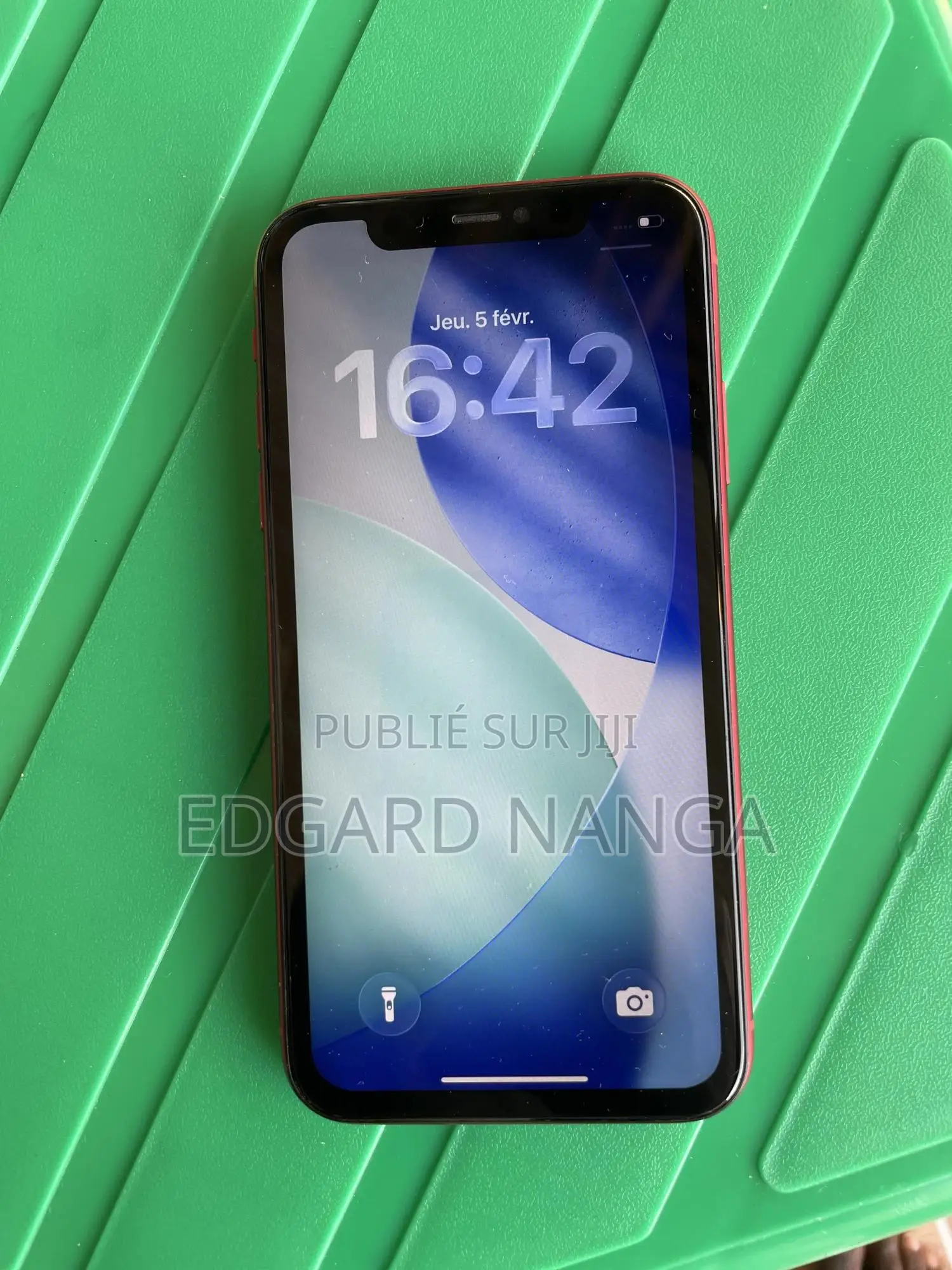 Apple iPhone 11 64 GB Rouge