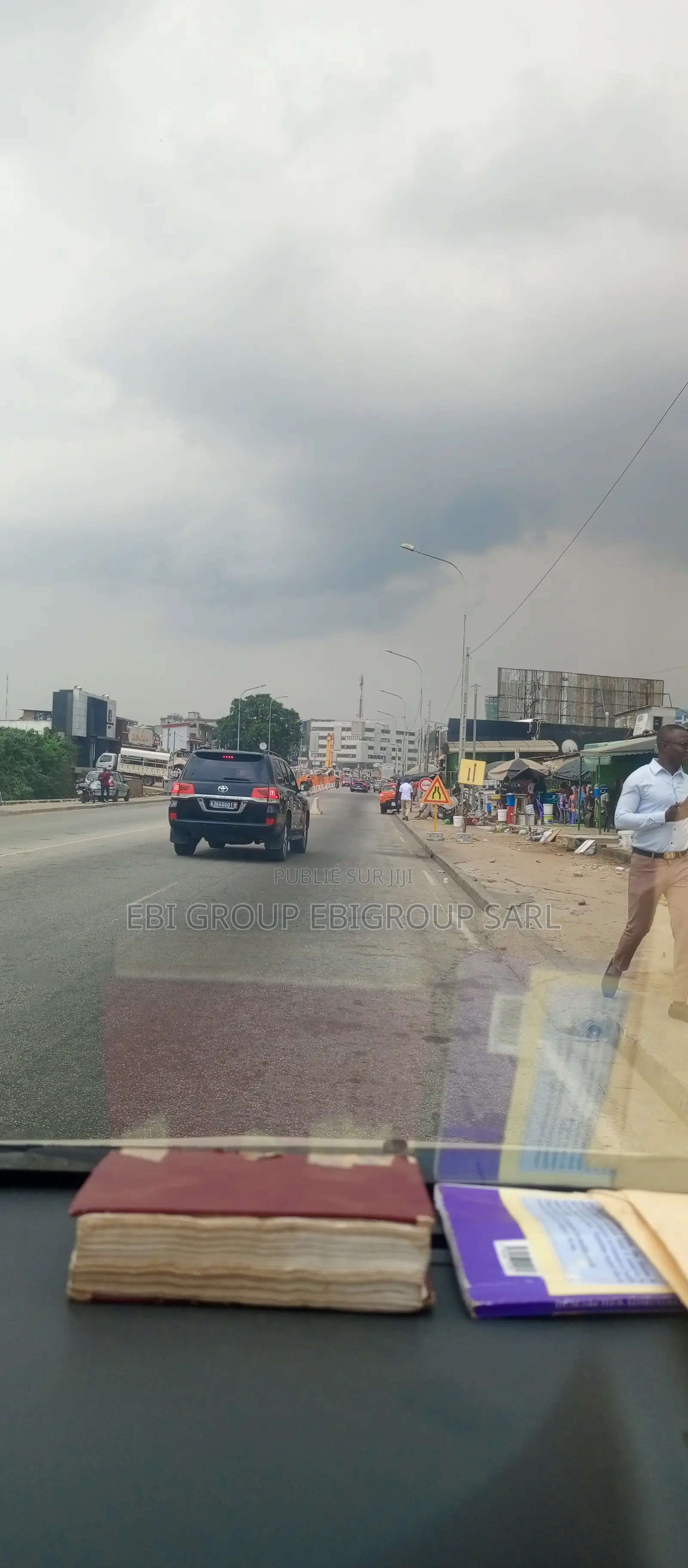 Terrain a Cocody Danga 800 M2 Idéal Pour R+12