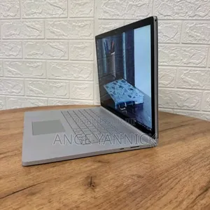 New Microsoft Surface Book 2 16GB Intel Core I7 SSD 512GB