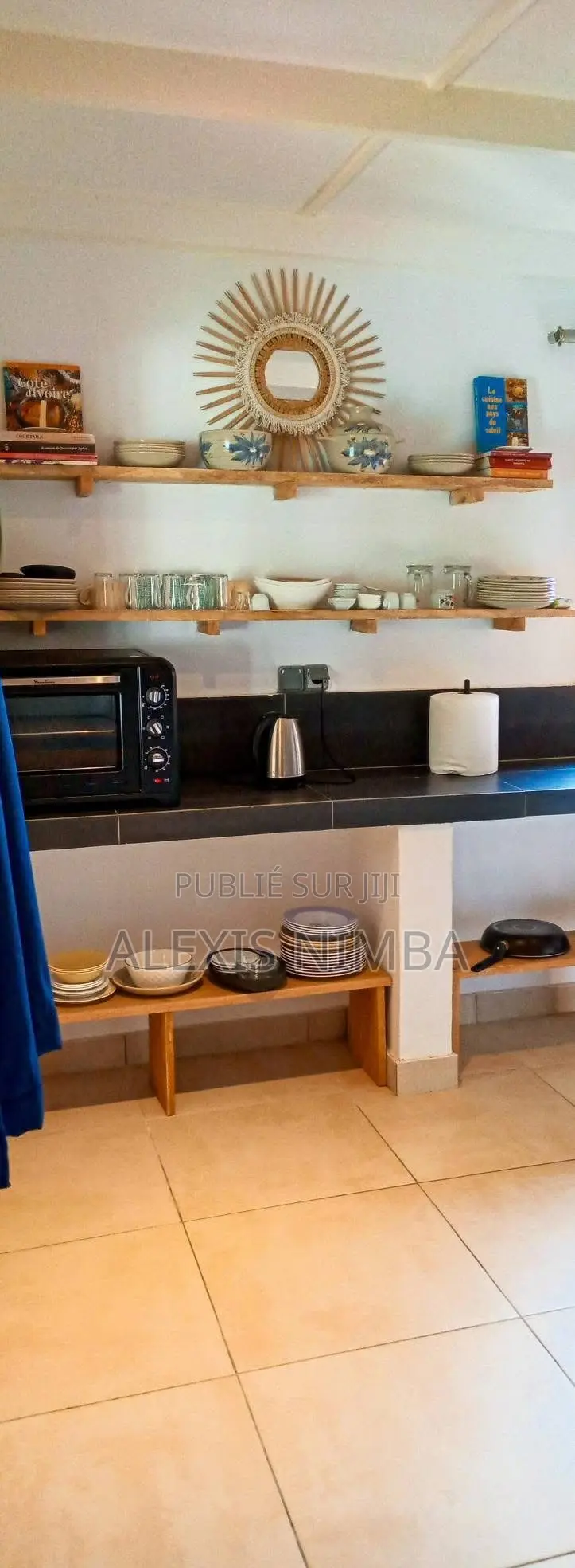 Furnished 6chbre Villa dans Particulier, Adiaké à Vendre