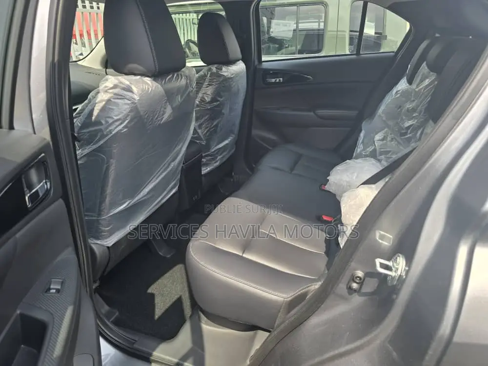 New Mitsubishi Eclipse Cross 2026 Gris