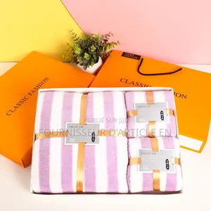 Nouveauté Coffret De Trois Serviettes De Bain À Partir De 50 Pièces.