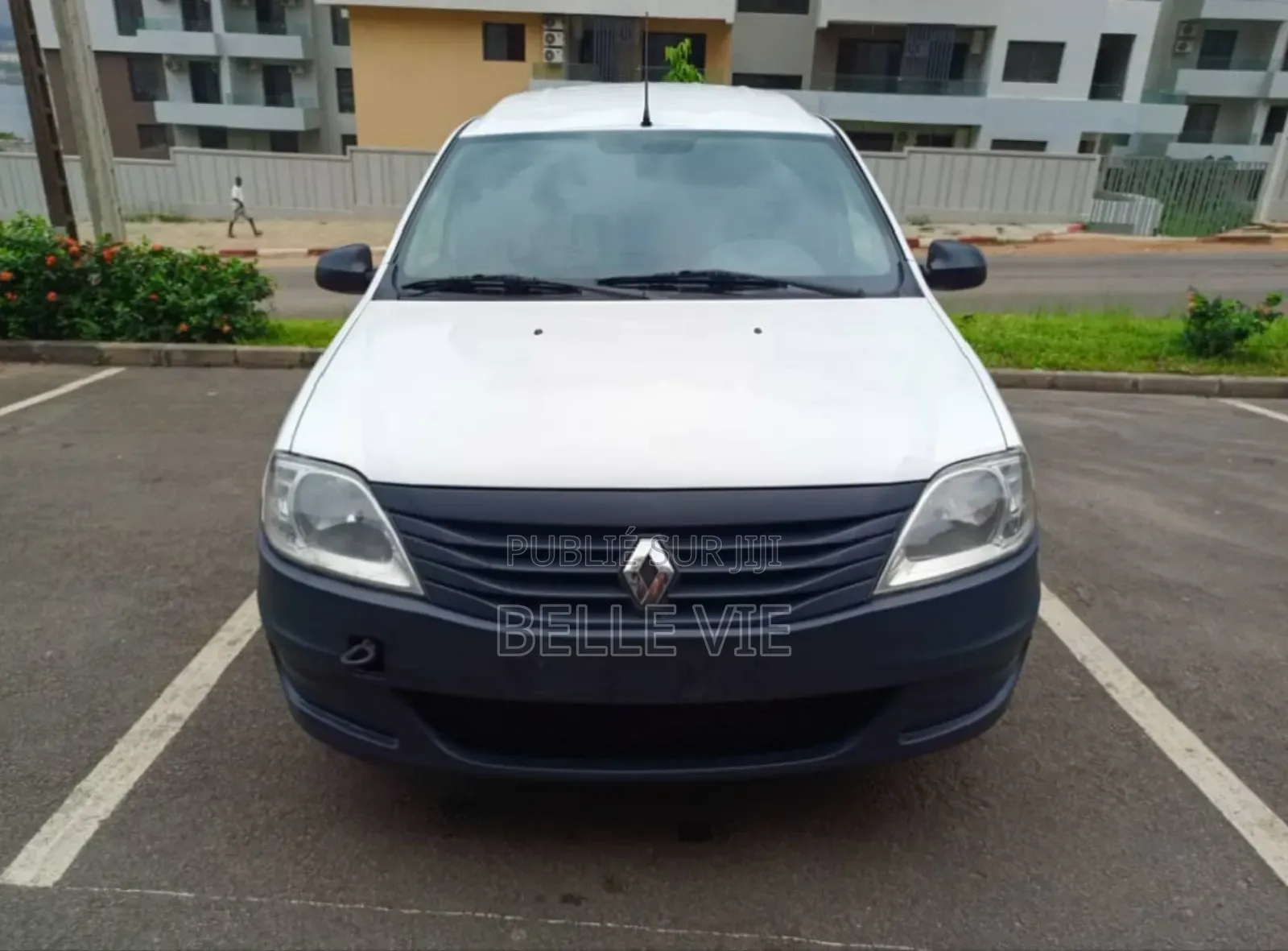 Renault Logan 2015 Blanc