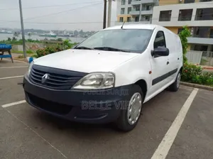 Renault Logan 2015 Blanc