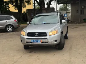Toyota RAV4 2007 Blanc