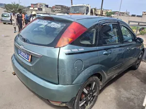 Ford Focus 2002 Gris
