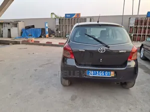 Toyota Yaris 2006 Noir