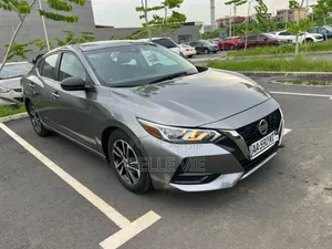 Nissan Sentra 2021 Argenté