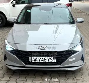 Hyundai Elantra 2022 Beige