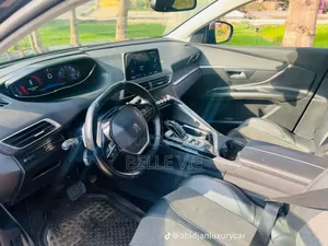 Peugeot 3008 2020 Beige