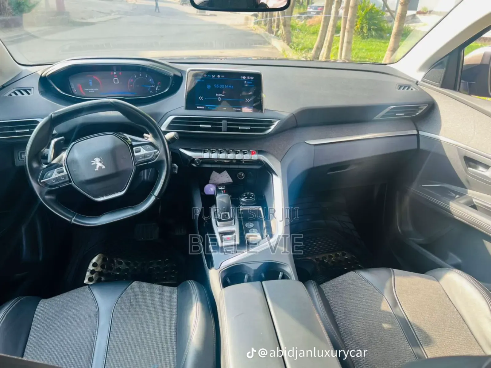 Peugeot 3008 2020 Beige