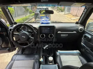 Jeep Wrangler 2010 Noir