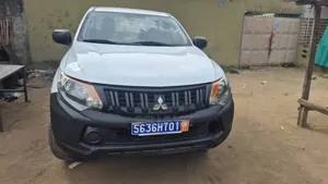 Mitsubishi L200 2018 Blanc