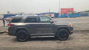 Toyota 4-Runner 2016 Black