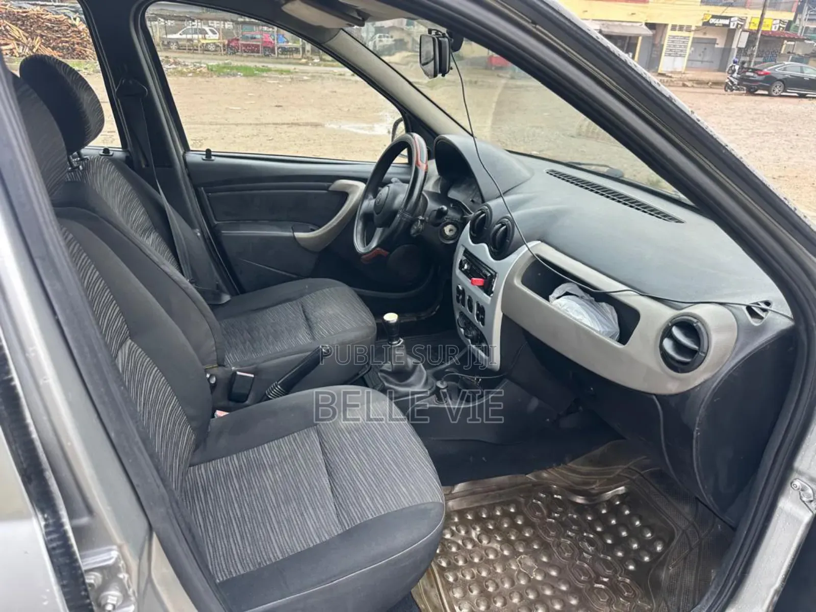 Renault Logan 2008 Beige