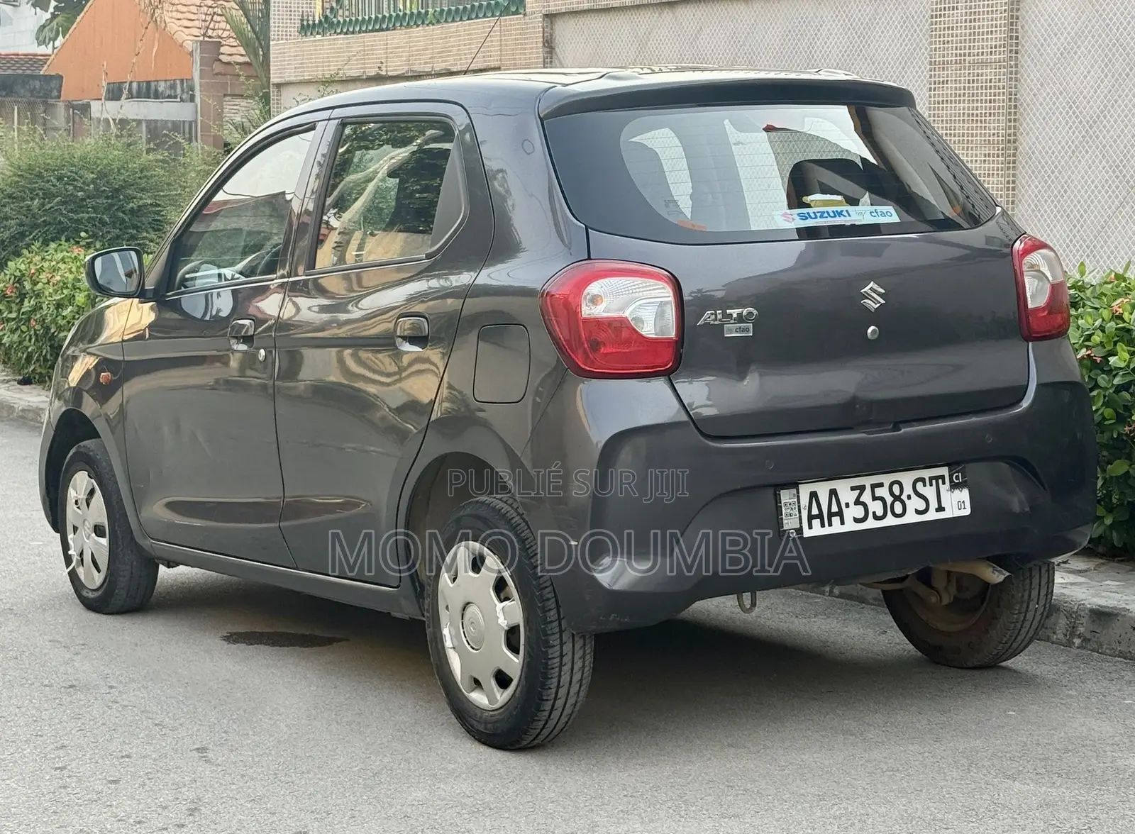 Suzuki Alto 2025 Gris