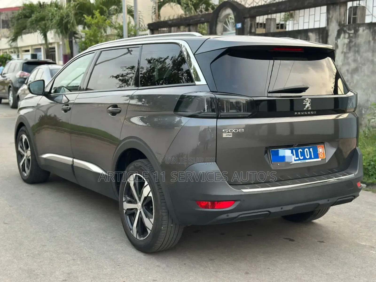 Peugeot 5008 2022 Gris
