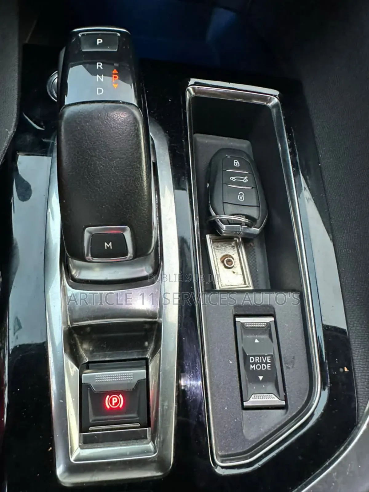 Peugeot 5008 2022 Gris