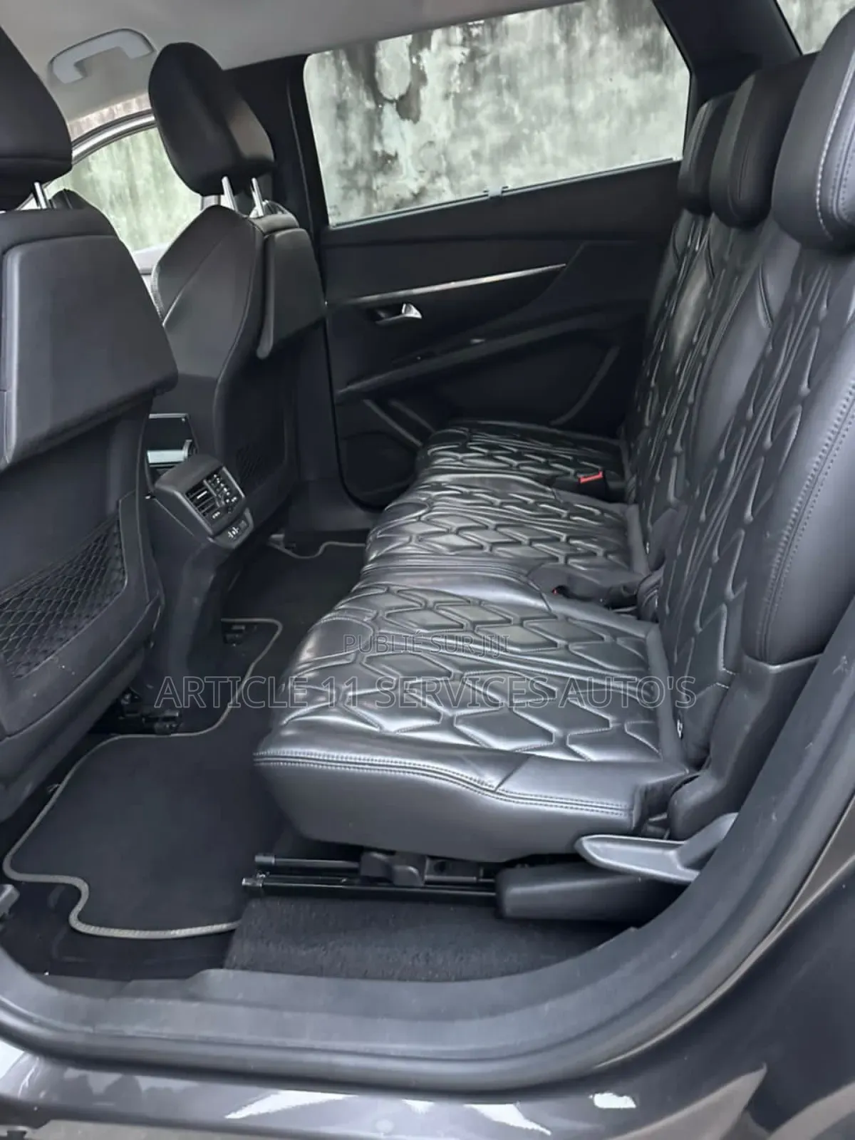 Peugeot 5008 2022 Gris