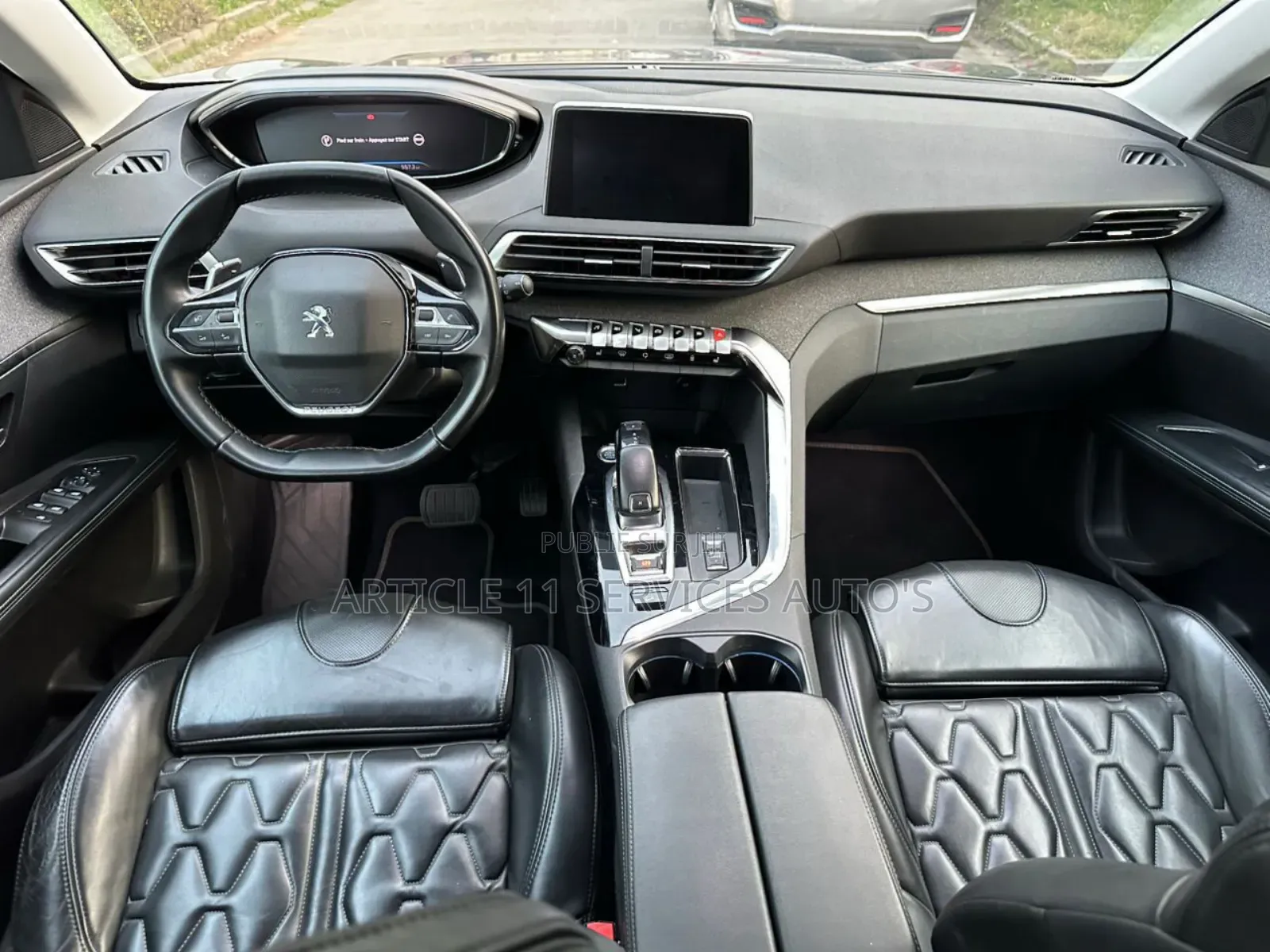 Peugeot 5008 2022 Gris