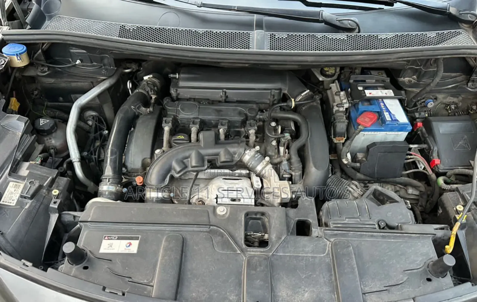 Peugeot 5008 2022 Gris