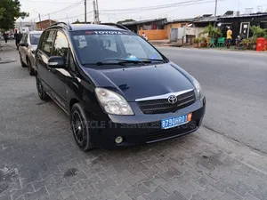 Toyota Verso 1.8 2009 Bleu