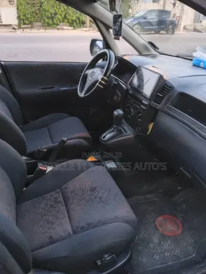 Toyota Verso 1.8 2009 Bleu