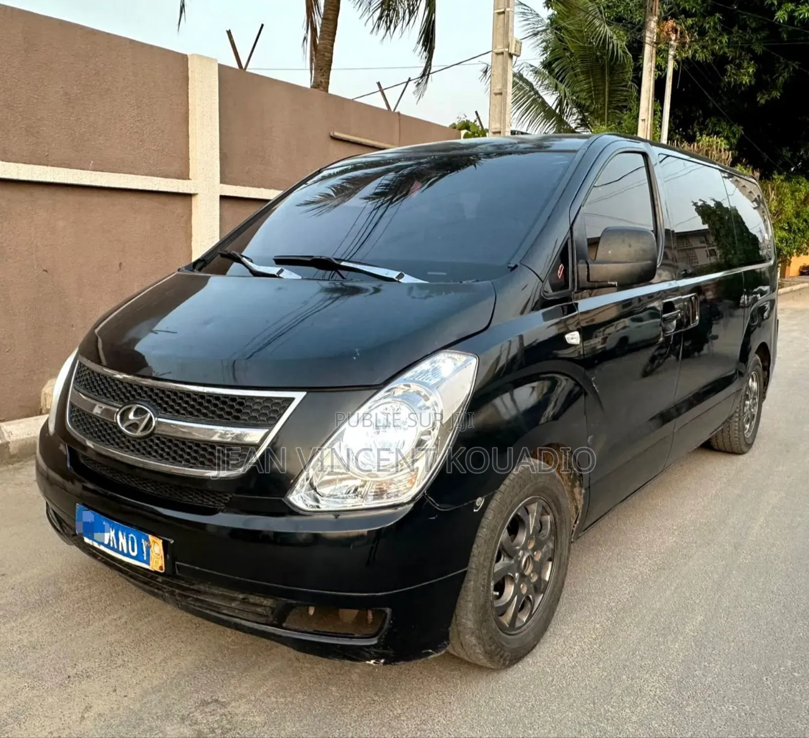 Hyundai Starex 2015 Black