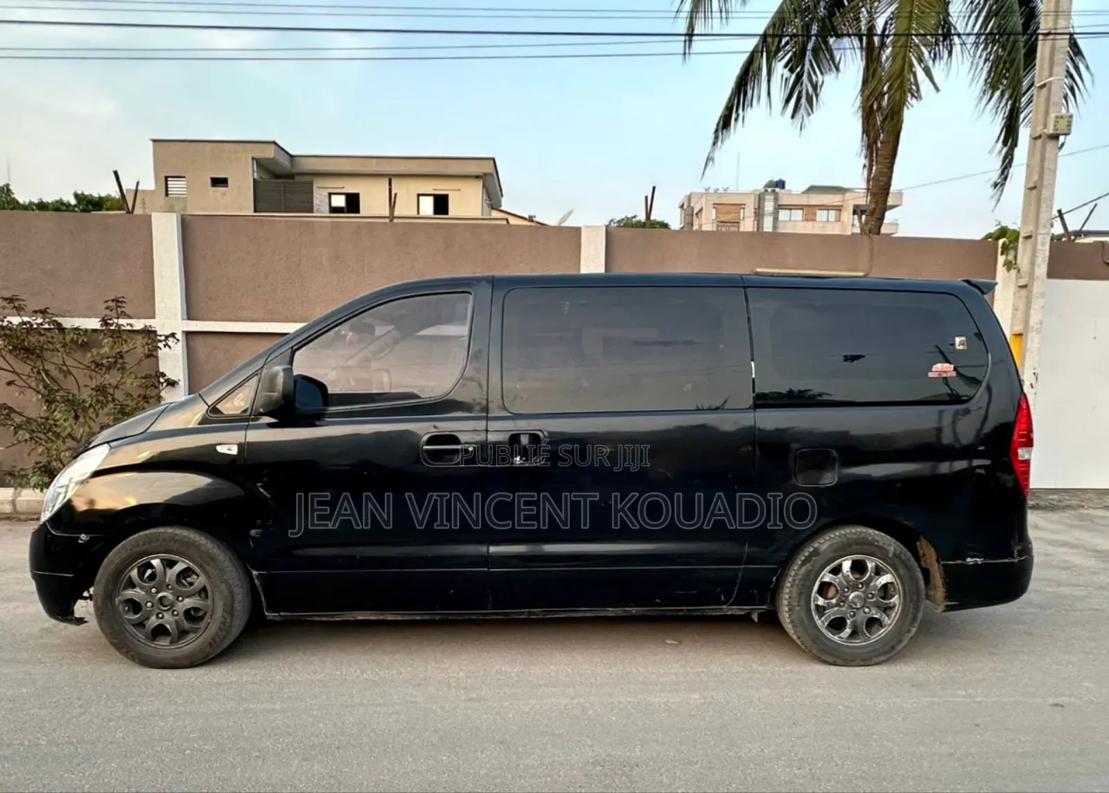 Hyundai Starex 2015 Black