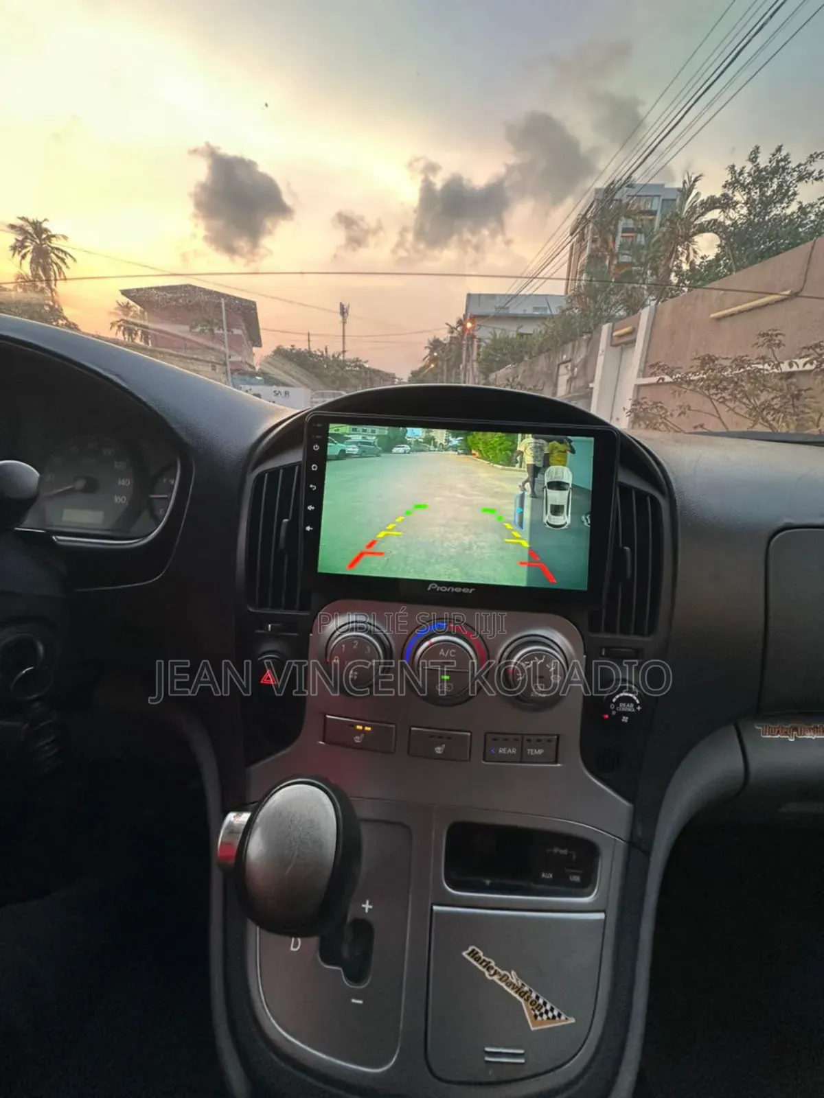 Hyundai Starex 2015 Black