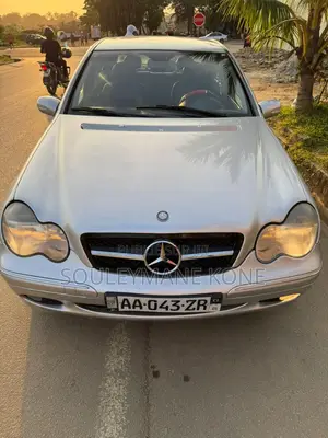 Mercedes-Benz C200 2003 Gris
