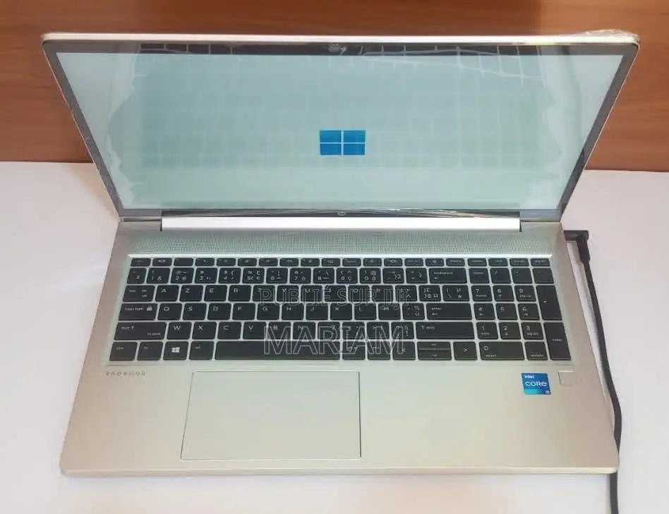 New Ordinateur Portable HP ProBook 450 G8 16GB Intel Core I5 SSD 512GB