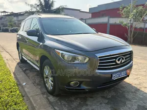 Infiniti Q60 2016 Gris