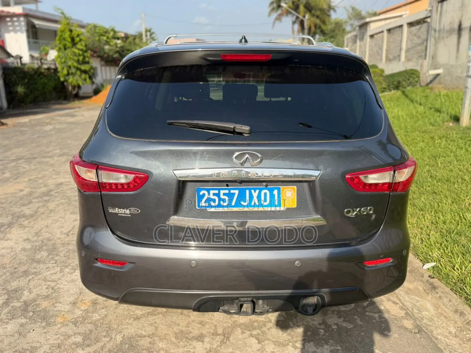 Infiniti Q60 2016 Gris