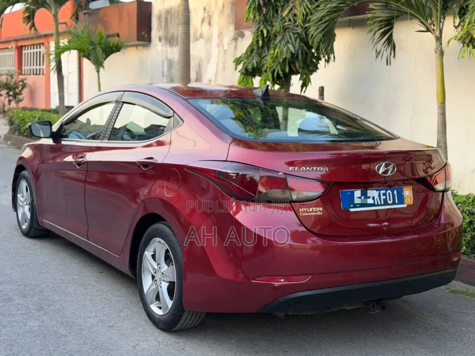 Hyundai Elantra Limited 4dr Sedan (1.8L 4cyl 6A) 2015 Rouge
