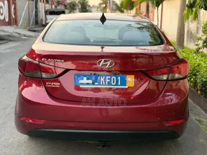 Hyundai Elantra Limited 4dr Sedan (1.8L 4cyl 6A) 2015 Rouge