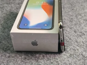Neuf Apple iPhone X 64 GB Blanc