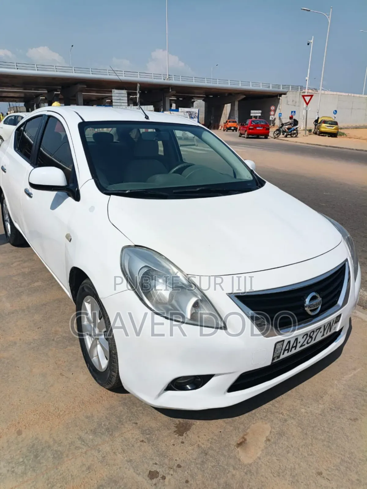 Nissan Almera 2015 Blanc