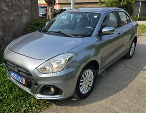 Suzuki Dzire 2023 Gris