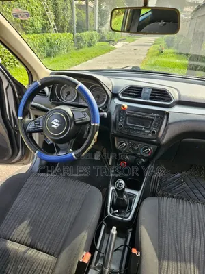 Suzuki Dzire 2023 Gris