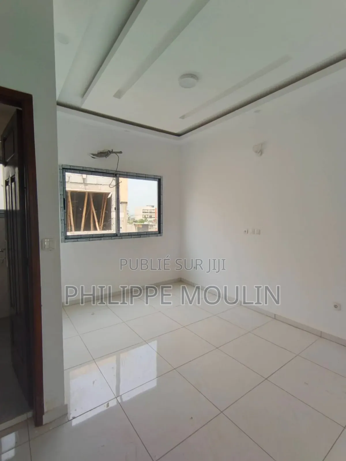 5chbre Villa dans Elite Immobilier, Cocody à Vendre