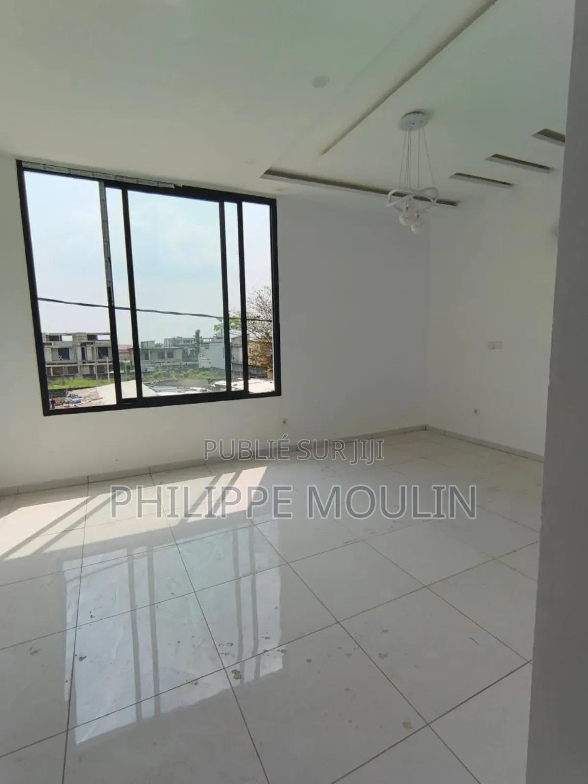 5chbre Villa dans Elite Immobilier, Cocody à Vendre