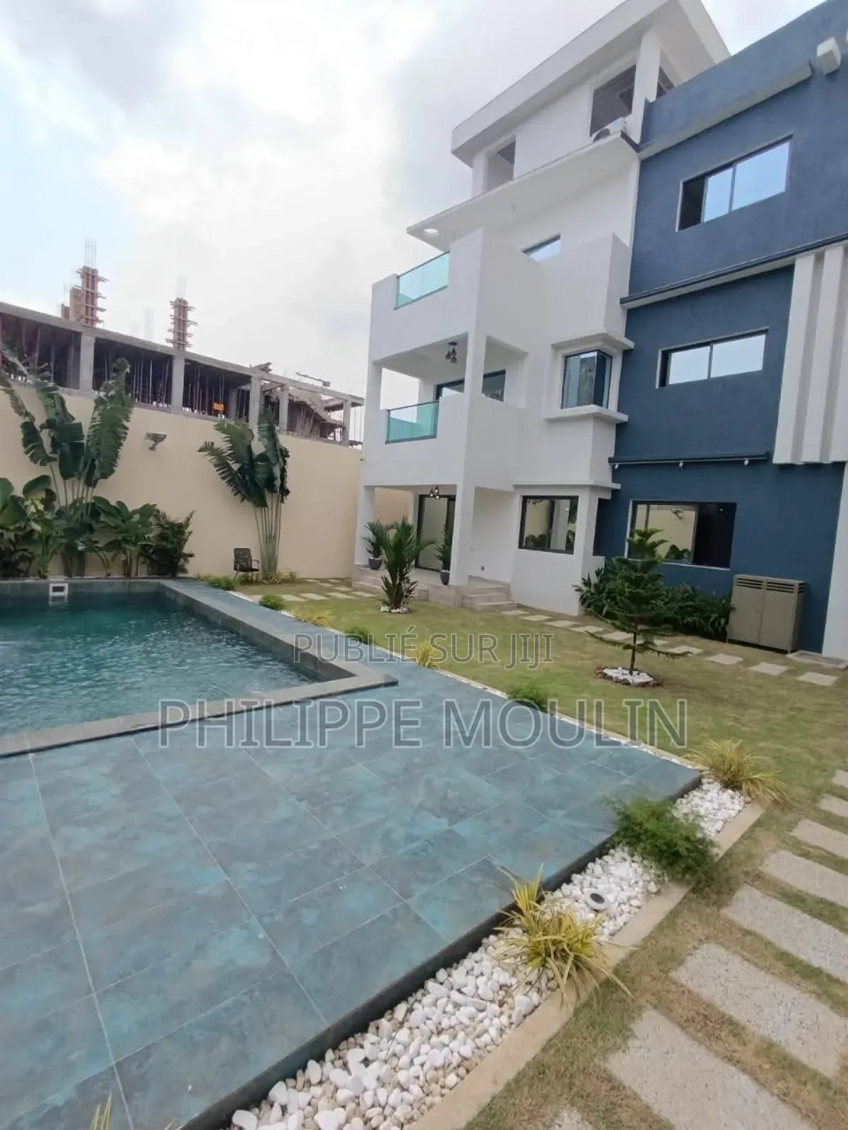 Furnished 14chbre Duplex dans Elite Immobilier, Cocody à Vendre