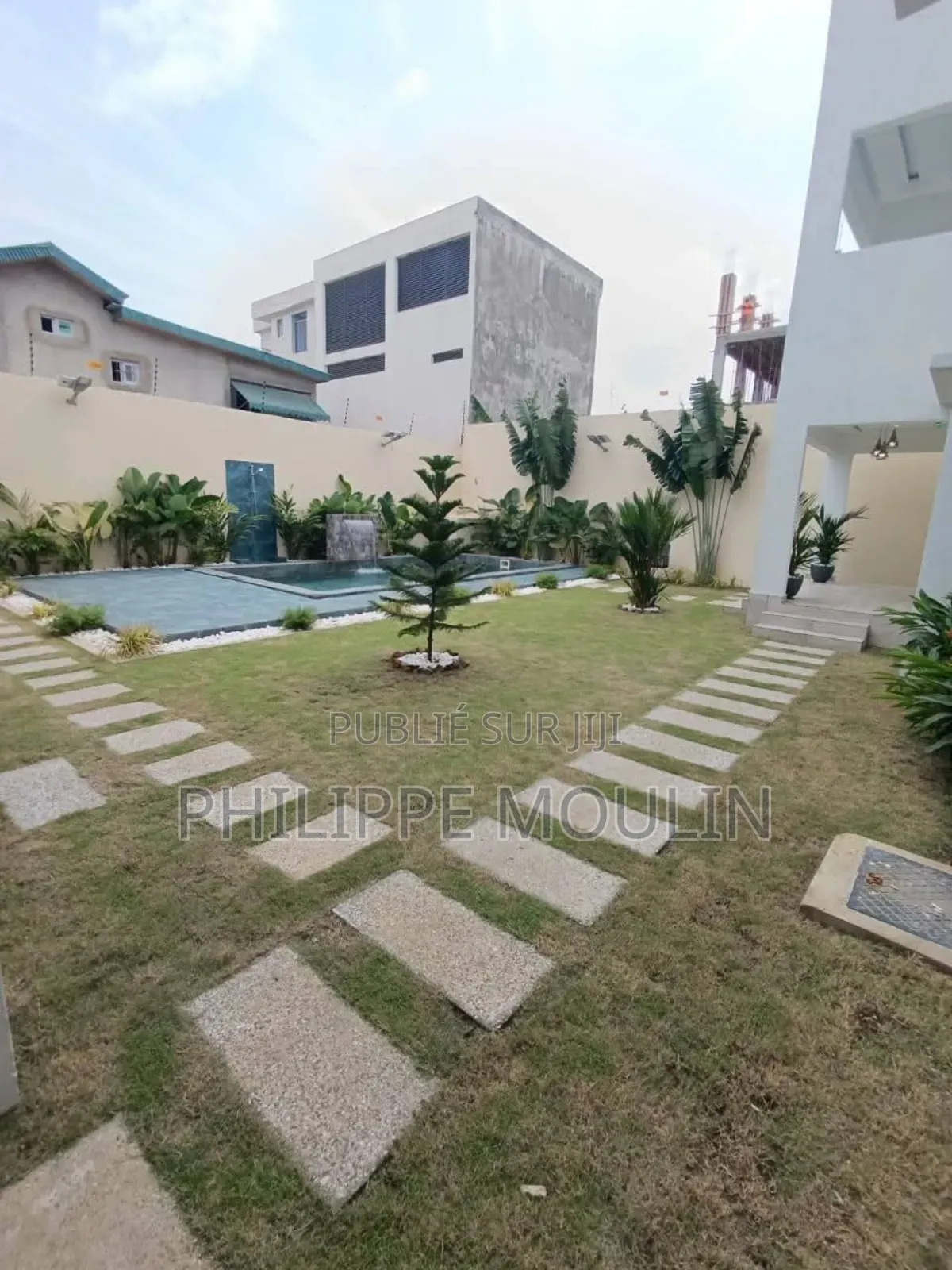 Furnished 14chbre Duplex dans Elite Immobilier, Cocody à Vendre