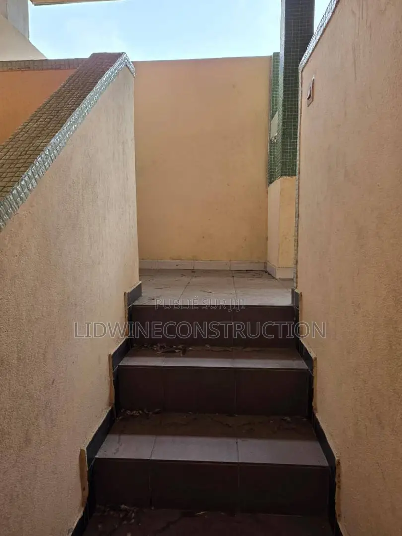 4chbre Villa dans Bingerville à Vendre