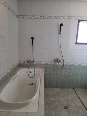 4chbre Villa dans Bingerville à Vendre