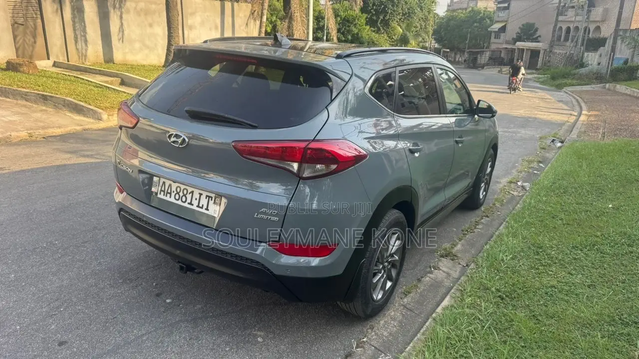 Hyundai Tucson 2017 Gris