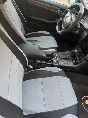 BMW 3 Series 318i RWD 2002 Blanc cassé